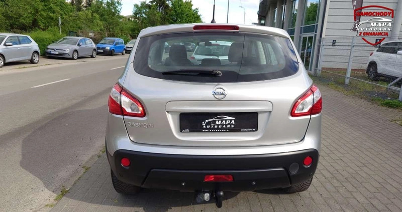 Nissan Qashqai cena 36800 przebieg: 172293, rok produkcji 2013 z Sompolno małe 154